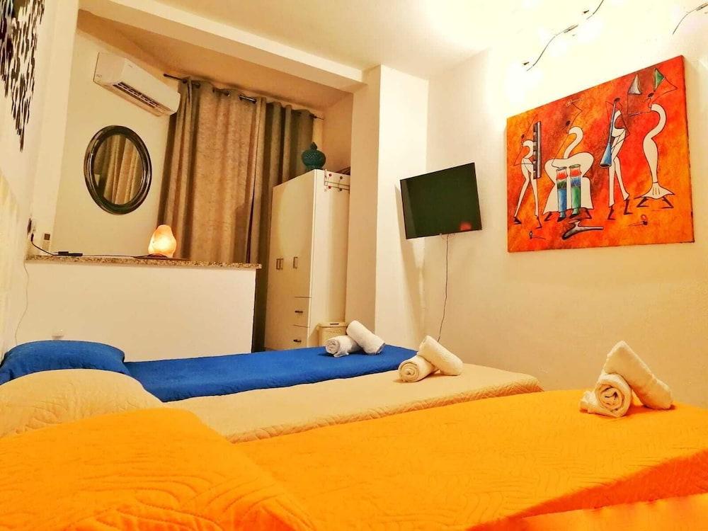 Villabeachcity Guesthouse Cagliari Ngoại thất bức ảnh